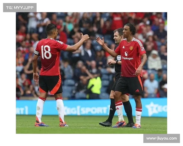 曼联防线重组，约罗顶替利马首发，年轻中卫组合面临考验